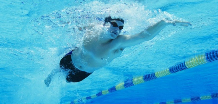 Natación para corredores de asfalto